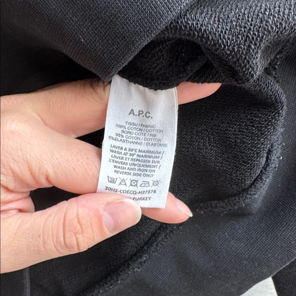 A.P.C. V.P.C. logo-print velvet cotton black crewneck size men’s small - Picture 5 of 6